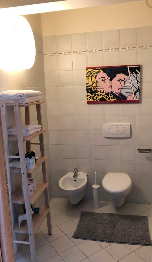 Irides Rooms A Un Passo Dai Parchi Divertimento 라찌제 외부 사진