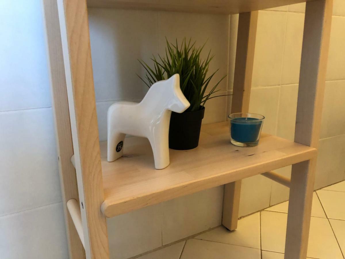 Irides Rooms A Un Passo Dai Parchi Divertimento 라찌제 외부 사진